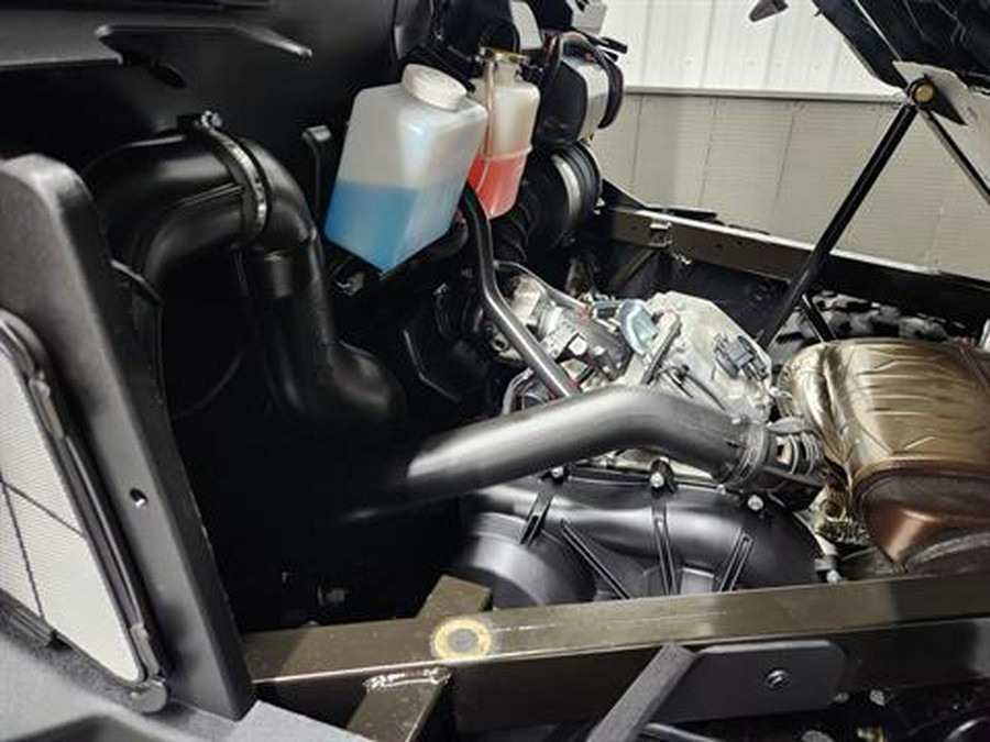 2025 Can-Am Defender XT HD7