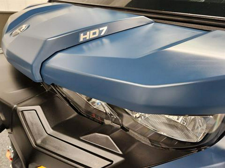 2025 Can-Am Defender XT HD7