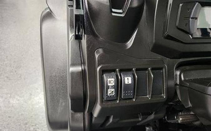 2025 Can-Am Defender XT HD7