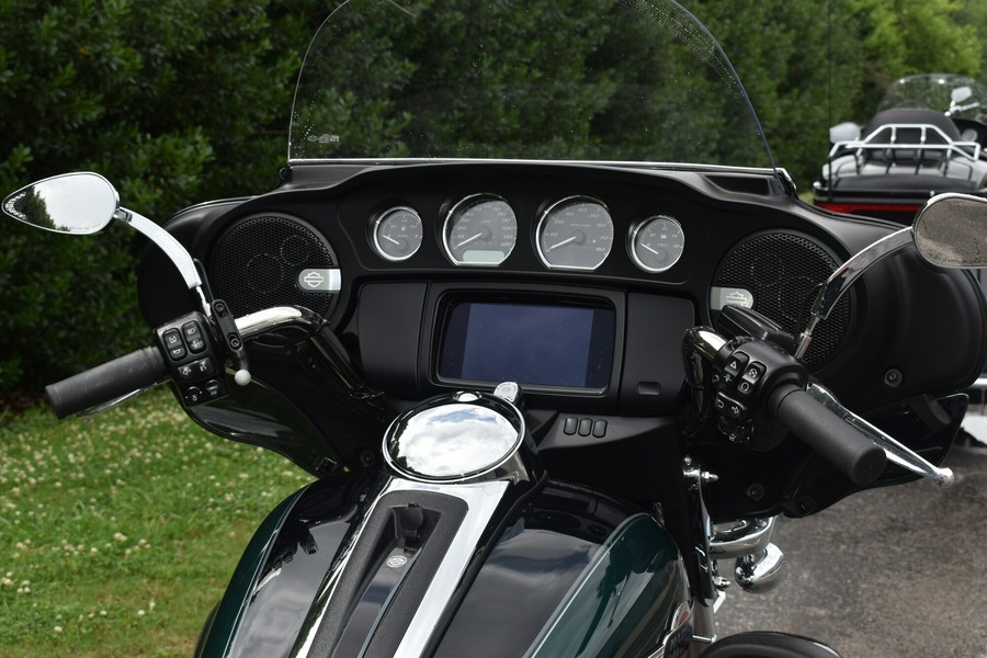 FLHTCUTG 2024 Tri Glide™ Ultra