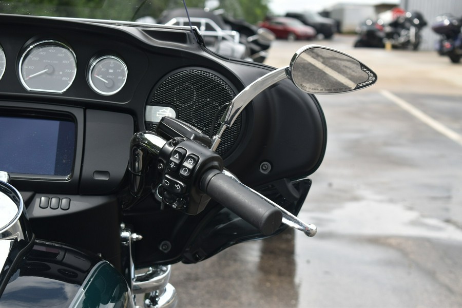 FLHTCUTG 2024 Tri Glide™ Ultra
