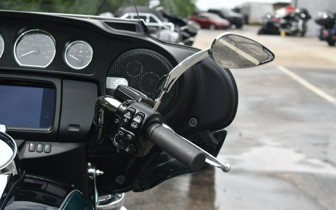 FLHTCUTG 2024 Tri Glide™ Ultra