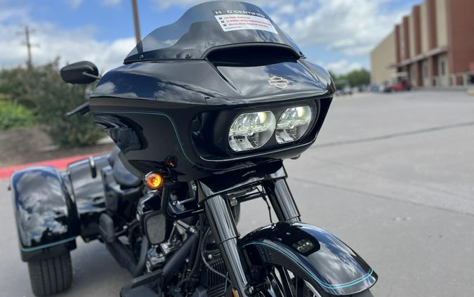 2025 Harley-Davidson® FLTRT Road Glide® 3 Vivid Black 855159