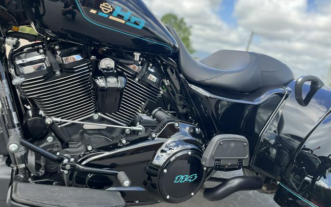 2025 Harley-Davidson® FLTRT Road Glide® 3 Vivid Black 855159