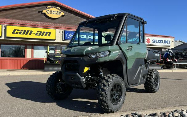 2024 Can-Am™ Defender DPS CAB HD9