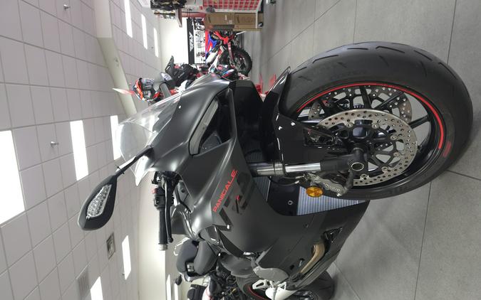 2024 Ducati PANIGALE V2