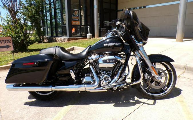 2018 Harley-Davidson® FLHX - Street Glide®