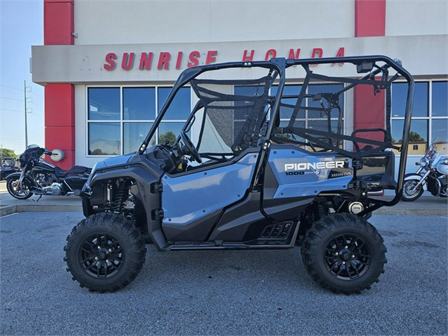 2024 Honda Pioneer 1000-5