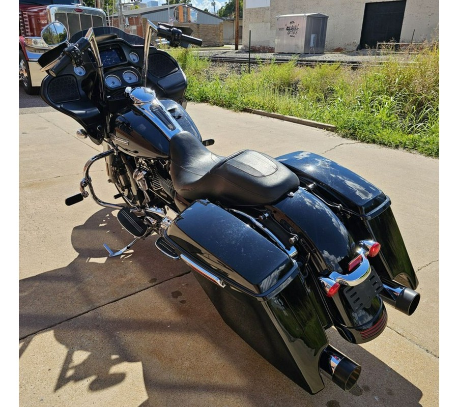 2021 Harley-Davidson Road Glide® Base