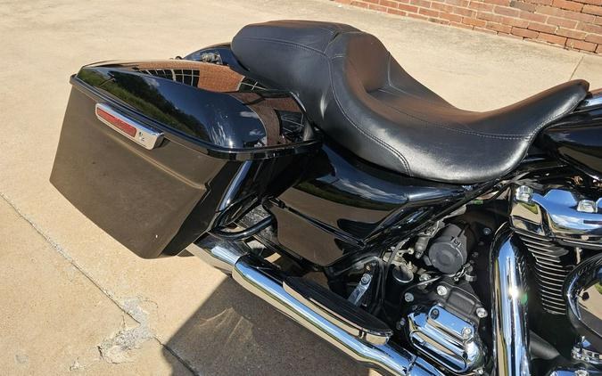 2021 Harley-Davidson Road Glide® Base