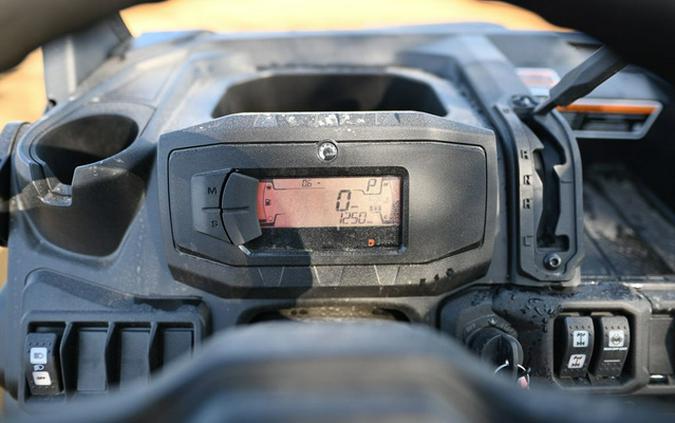 2025 Can-Am Defender DPS HD9 Stealth Black