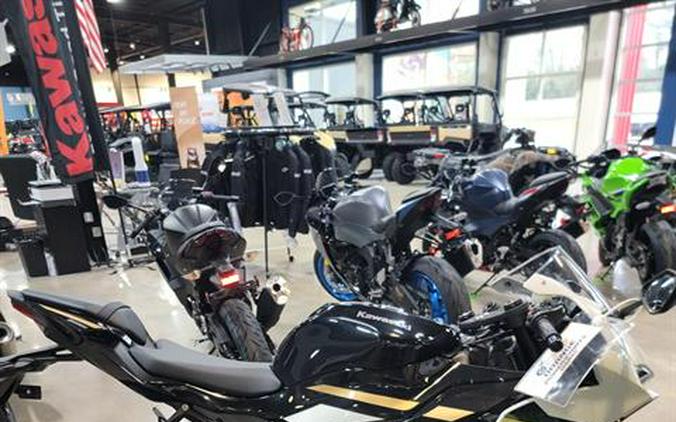 2026 Kawasaki NINJA ZX-6R ABS