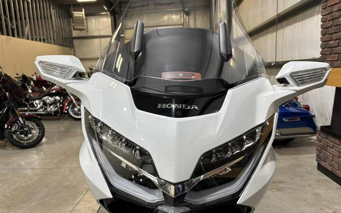 2018 Honda® Gold Wing Tour Automatic DCT Pearl White