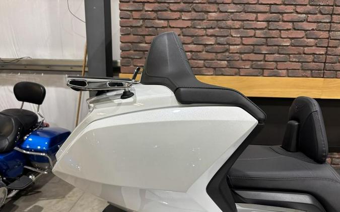 2018 Honda® Gold Wing Tour Automatic DCT Pearl White