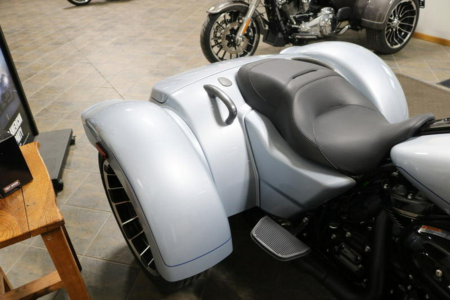 2024 Harley-Davidson® FLTRT - Road Glide® 3