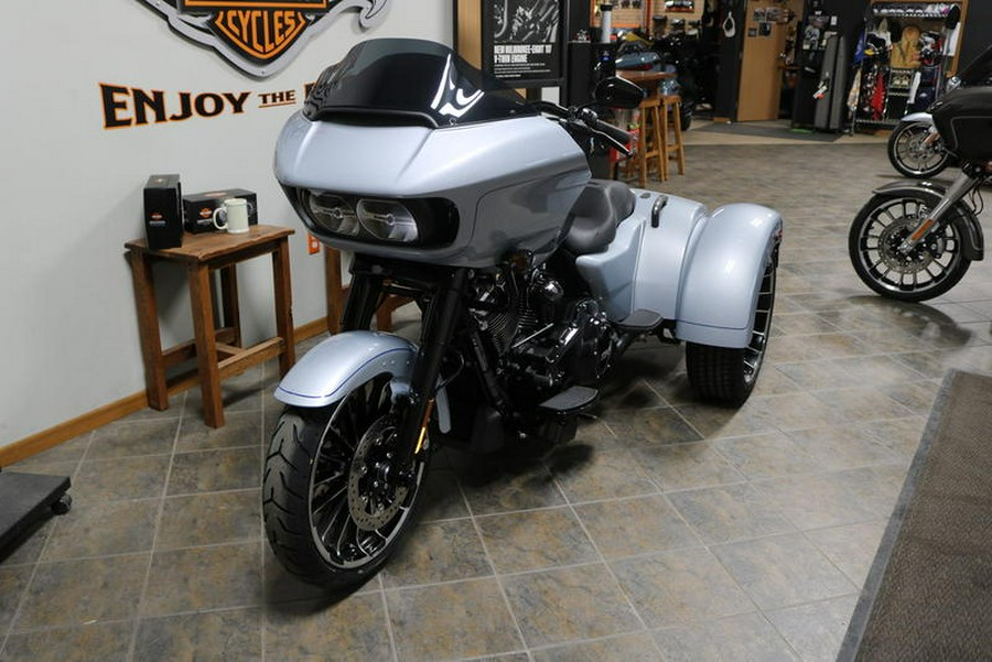 2024 Harley-Davidson® FLTRT - Road Glide® 3