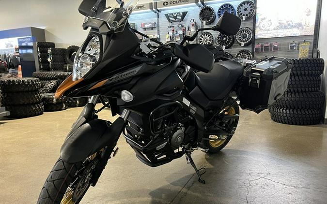 2025 Suzuki V-Strom 650XT Adventure