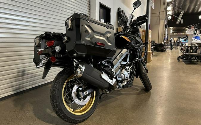 2025 Suzuki V-Strom 650XT Adventure