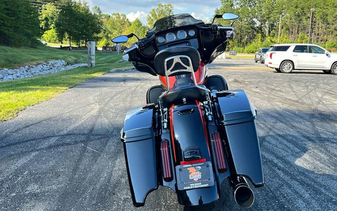2017 Harley-Davidson FLHXSE - CVO Street Glide