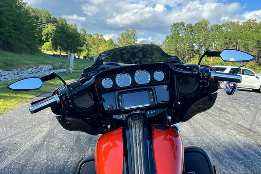 2017 Harley-Davidson FLHXSE - CVO Street Glide