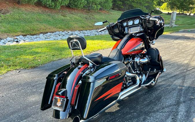 2017 Harley-Davidson FLHXSE - CVO Street Glide