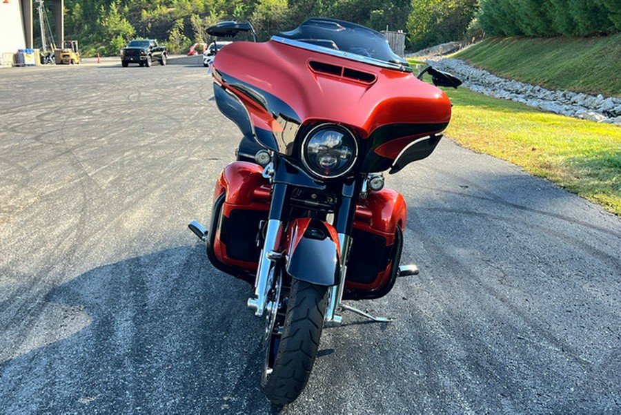 2017 Harley-Davidson FLHXSE - CVO Street Glide