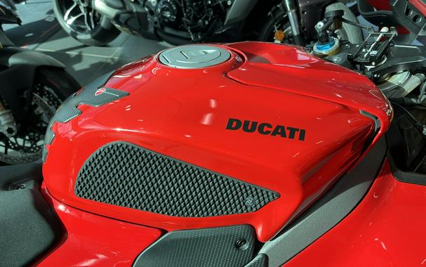 2025 Ducati PANIGALE V4S