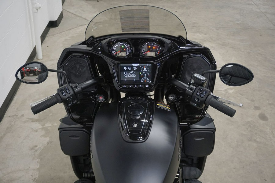 2024 Indian Motorcycle® Pursuit® Dark Horse® with PowerBand Audio Package Black Smoke