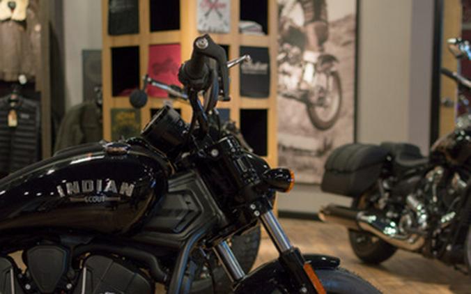 2025 Indian Scout Bobber Black Metallic