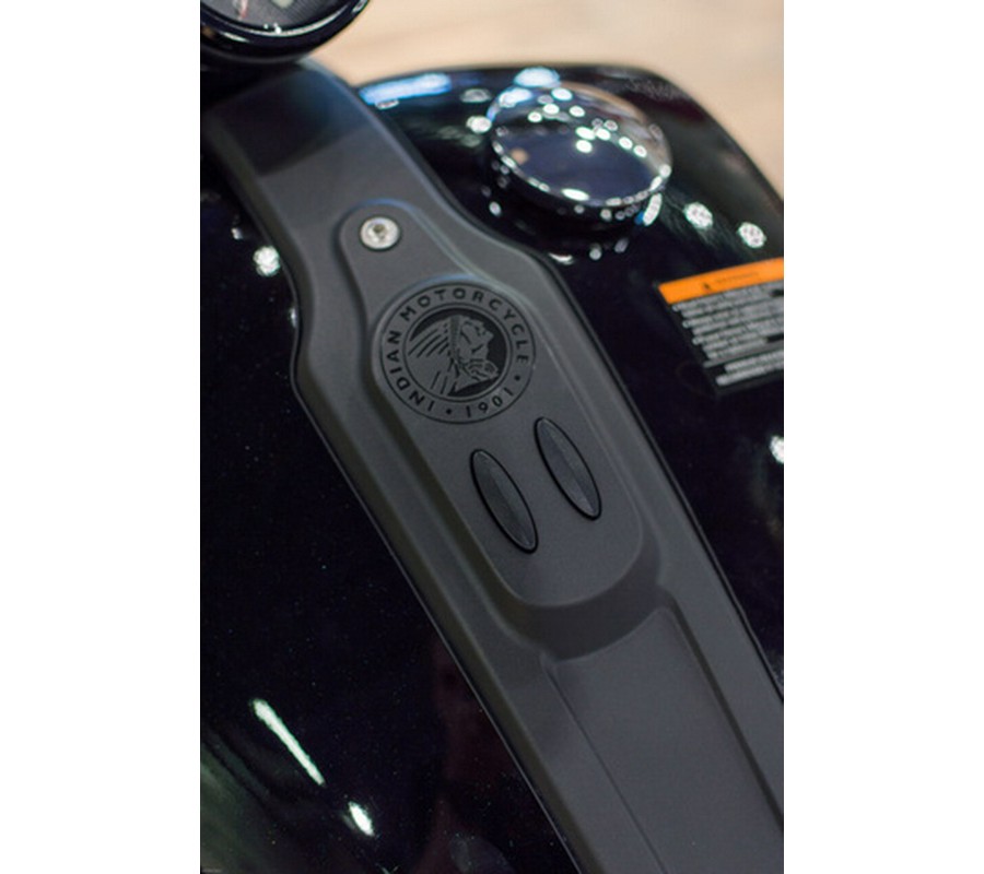 2025 Indian Scout Bobber Black Metallic