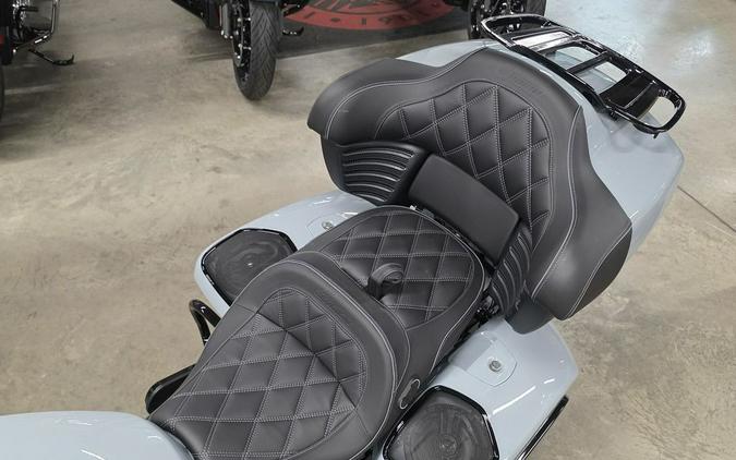 2025 Indian Motorcycle® Roadmaster® Dark Horse® with PowerBand Audio Package
