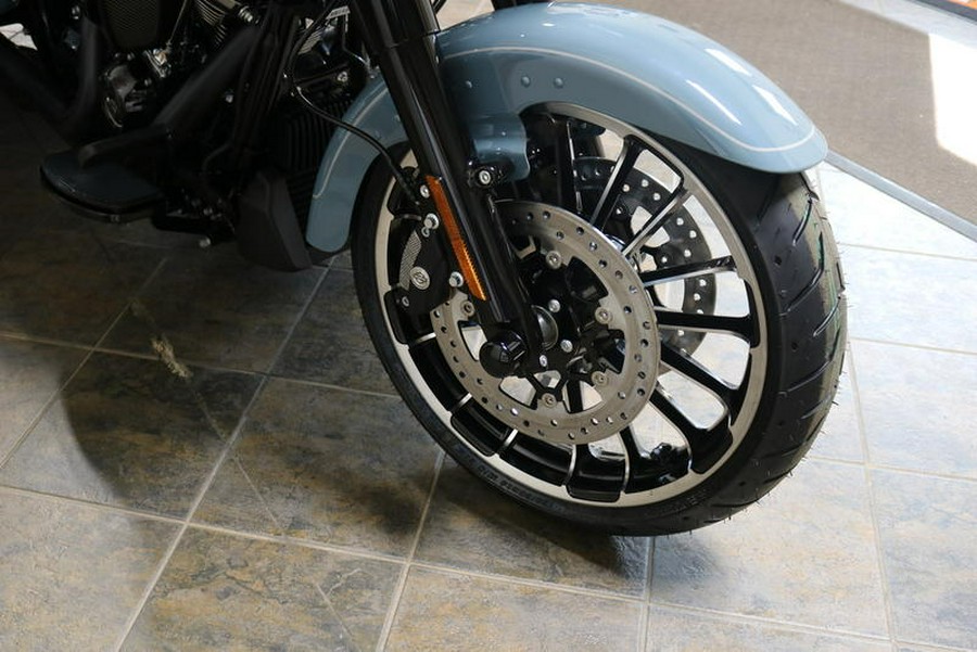 2024 Harley-Davidson® FLTRT - Road Glide® 3