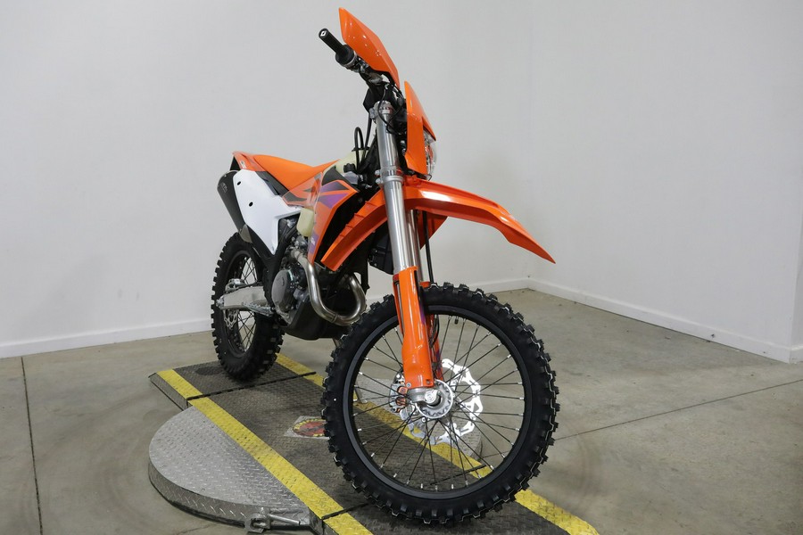 2024 KTM 350 XW-F