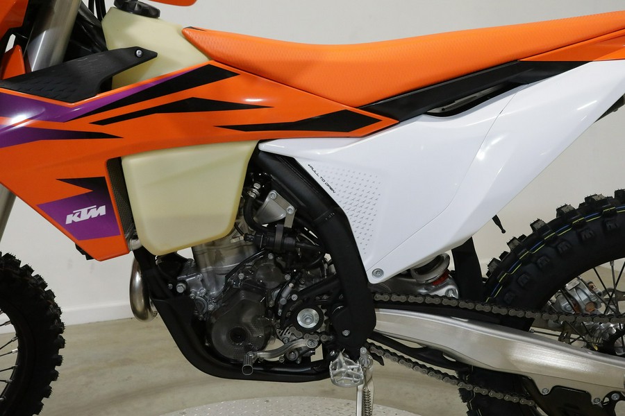 2024 KTM 350 XW-F