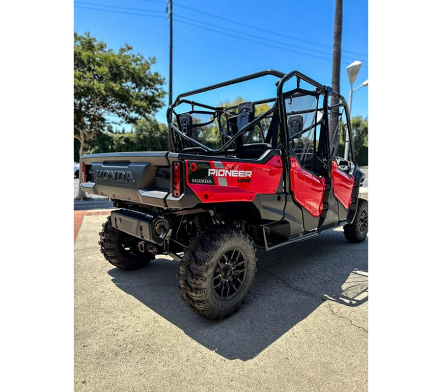 2023 Honda® Pioneer 1000-6 Deluxe Crew