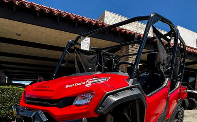 2023 Honda® Pioneer 1000-6 Deluxe Crew