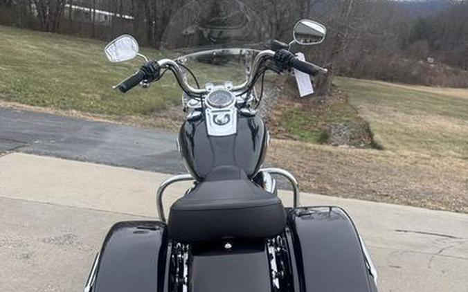 2014 Harley-Davidson® FLD - Dyna® Switchback™