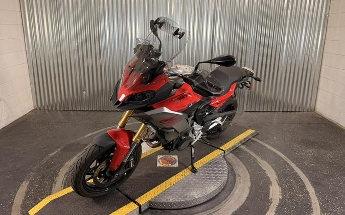 2021 BMW F 900 XR