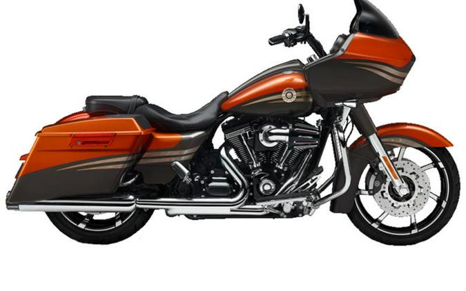 2013 Harley-Davidson® FLTRXSE2 - CVO™ Road Glide® Custom®