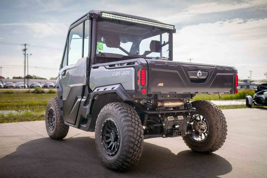 2023 Can-Am® Defender XT HD9