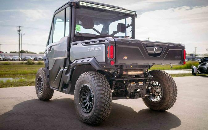 2023 Can-Am® Defender XT HD9