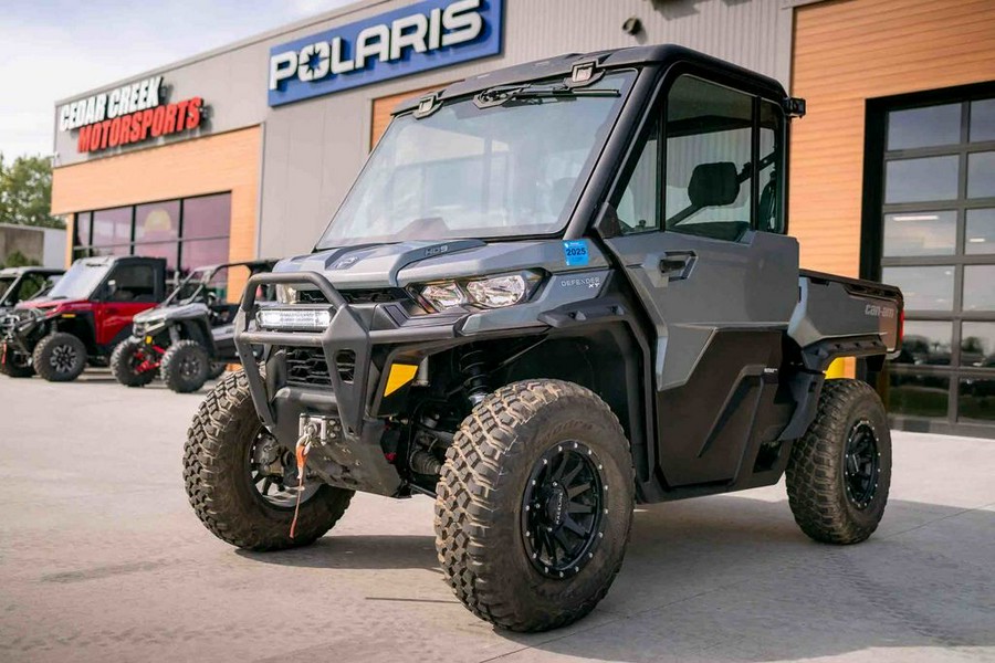 2023 Can-Am® Defender XT HD9