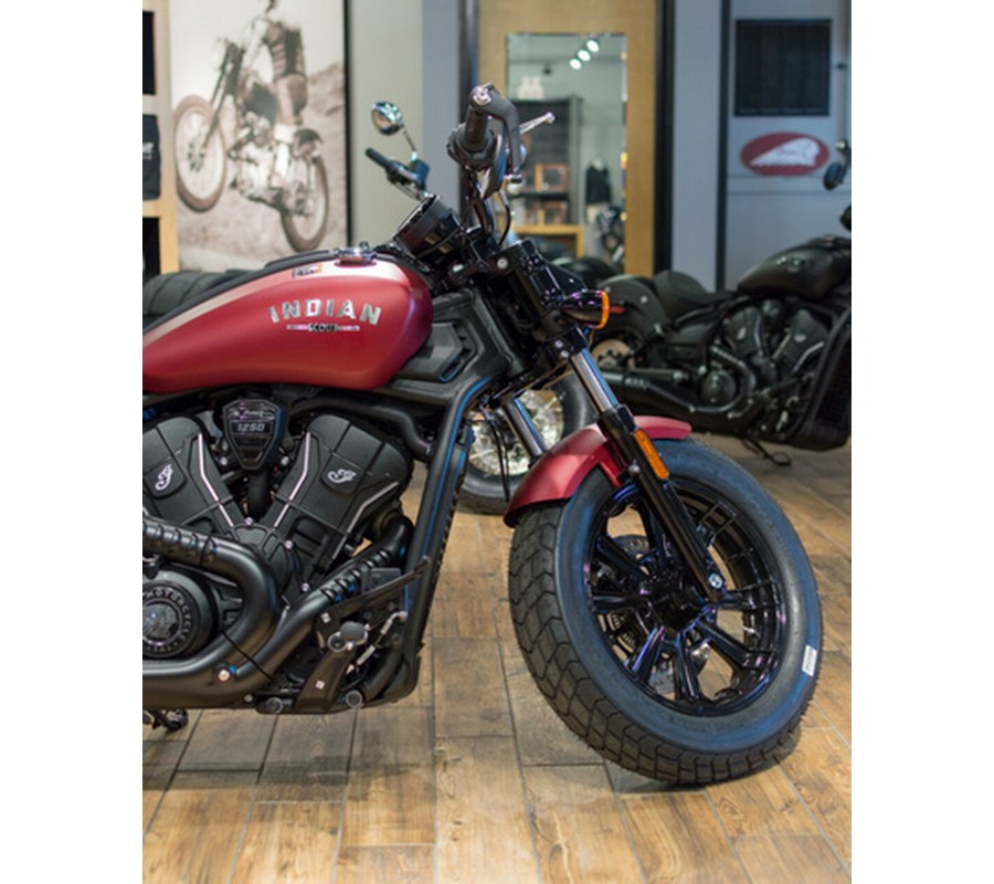 2025 Indian Scout Bobber Limited Sunset Red Smoke