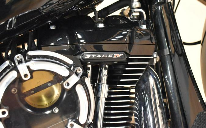 FLHXS 2017 Street Glide® Special