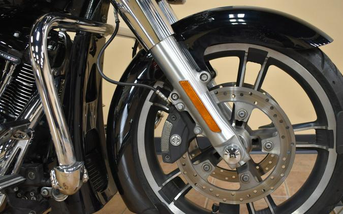 FLHXS 2017 Street Glide® Special