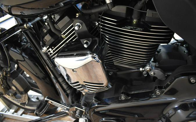 FLHXS 2017 Street Glide® Special