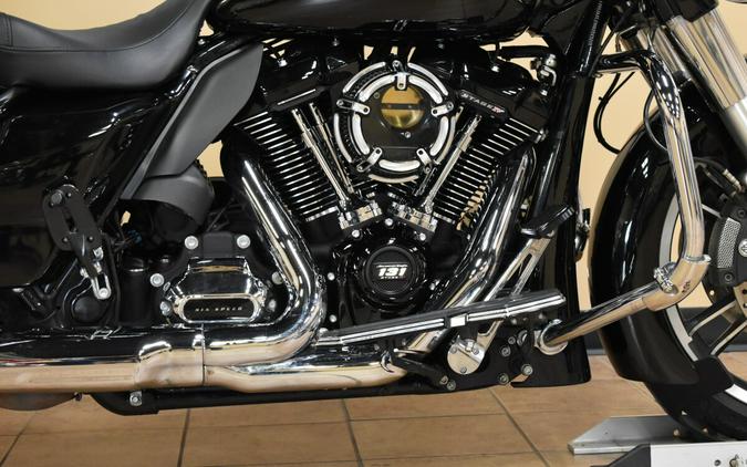 FLHXS 2017 Street Glide® Special
