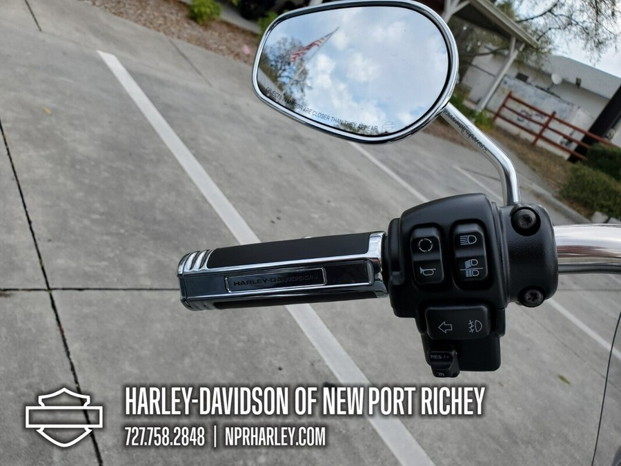 2024 Harley-Davidson® Heritage Classic 114