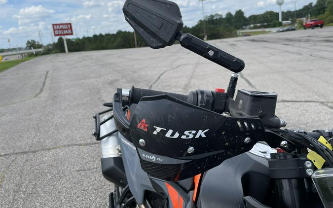 2023 KTM 890 Adventure