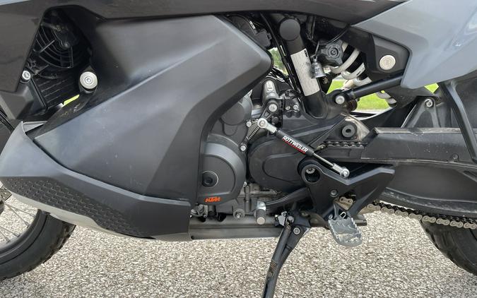 2023 KTM 890 Adventure